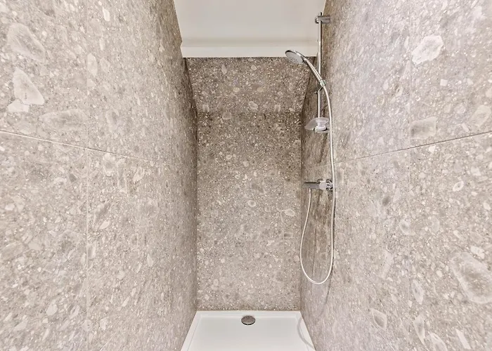 Big Modern And Bright Near Coast